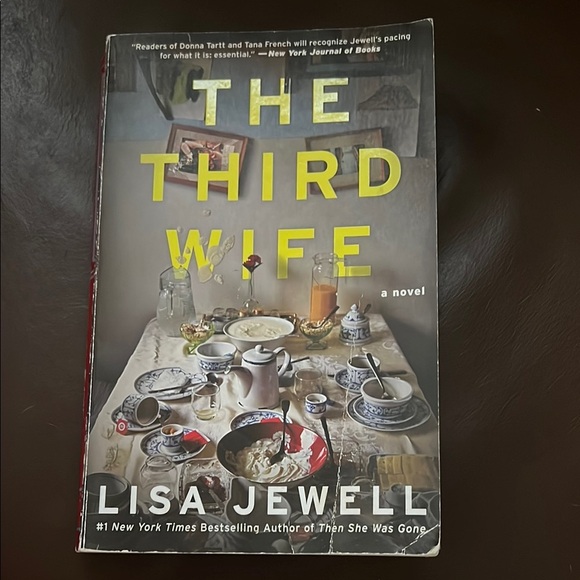 The Third Wife by Lisa Jewell Book - Picture 1 of 1
